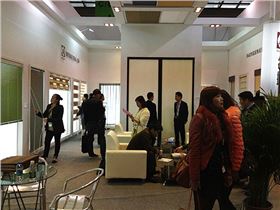 金鳳凰窗簾品種多樣，是不錯(cuò)的選擇！